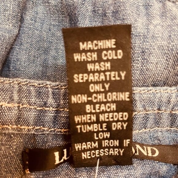 LUCKY BRAND Denim Button Up Top, Size Medium - NWT - Picture 6 of 7